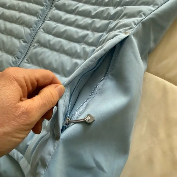 Women’s Peter Millar Torrey Pines Vest - Picture 8 of 11